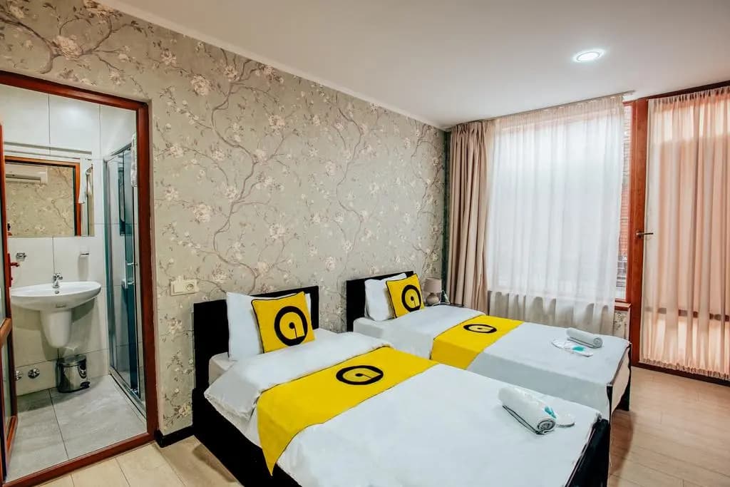 Alaverdi Palace Hotel - photo 2