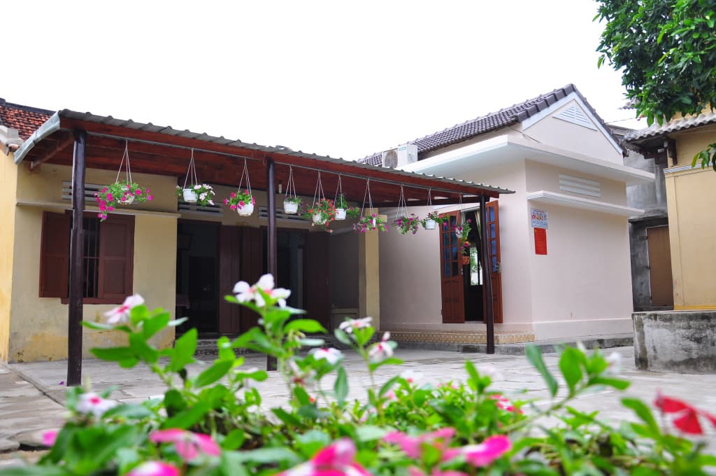 Petunia Garden Homestay Guest House - photo 3