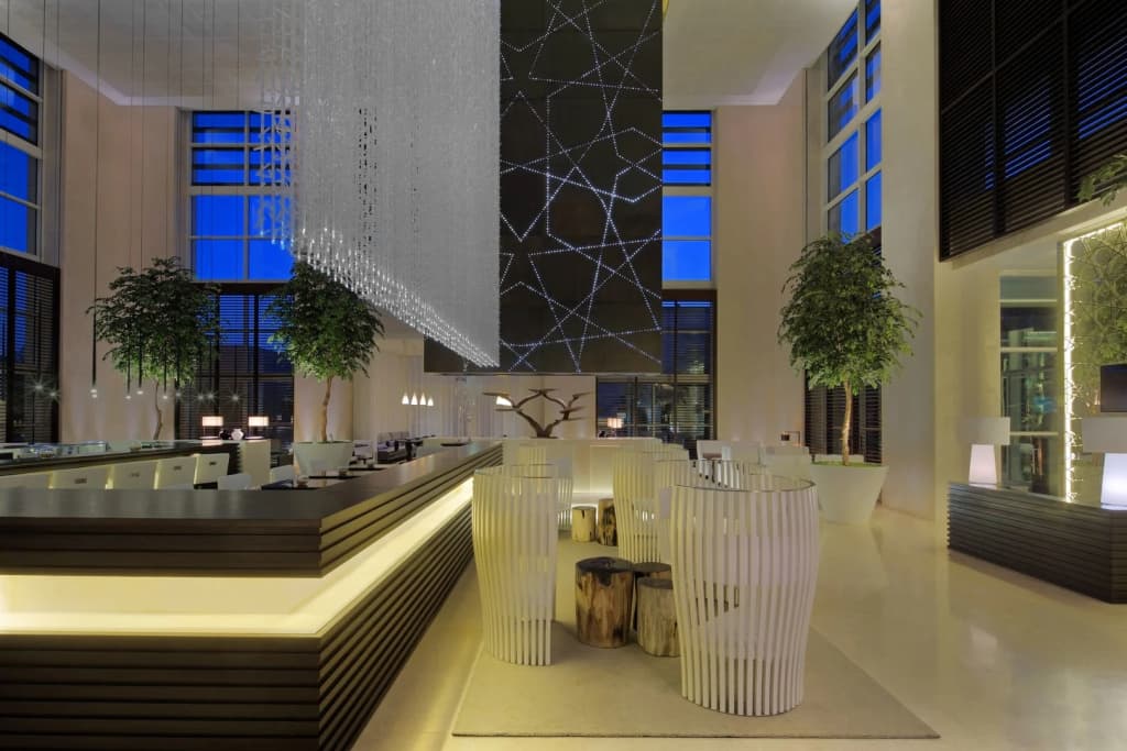 Le Meridien Dubai Hotel & Conference Centre - photo 35