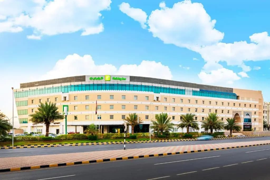 Holiday Inn Muscat Al Seeb by IHG Hotel - photo 1