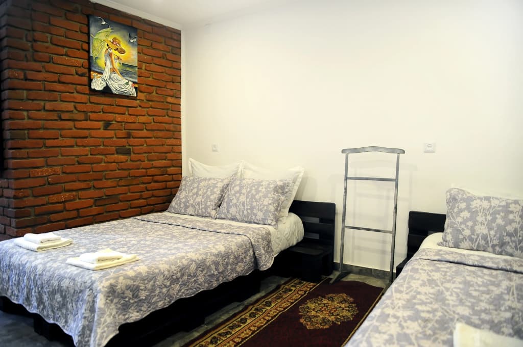 Old Vera Apartments - photo 10