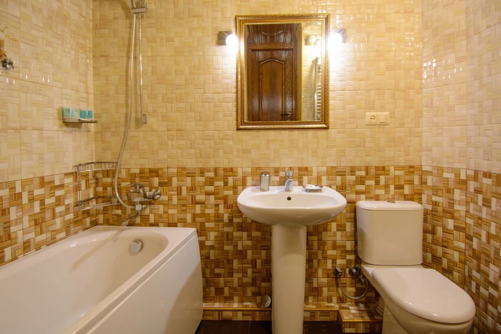 British House Hotel - photo 22