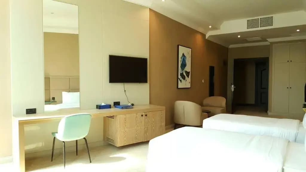 Horizon Manor Hotel - photo 3