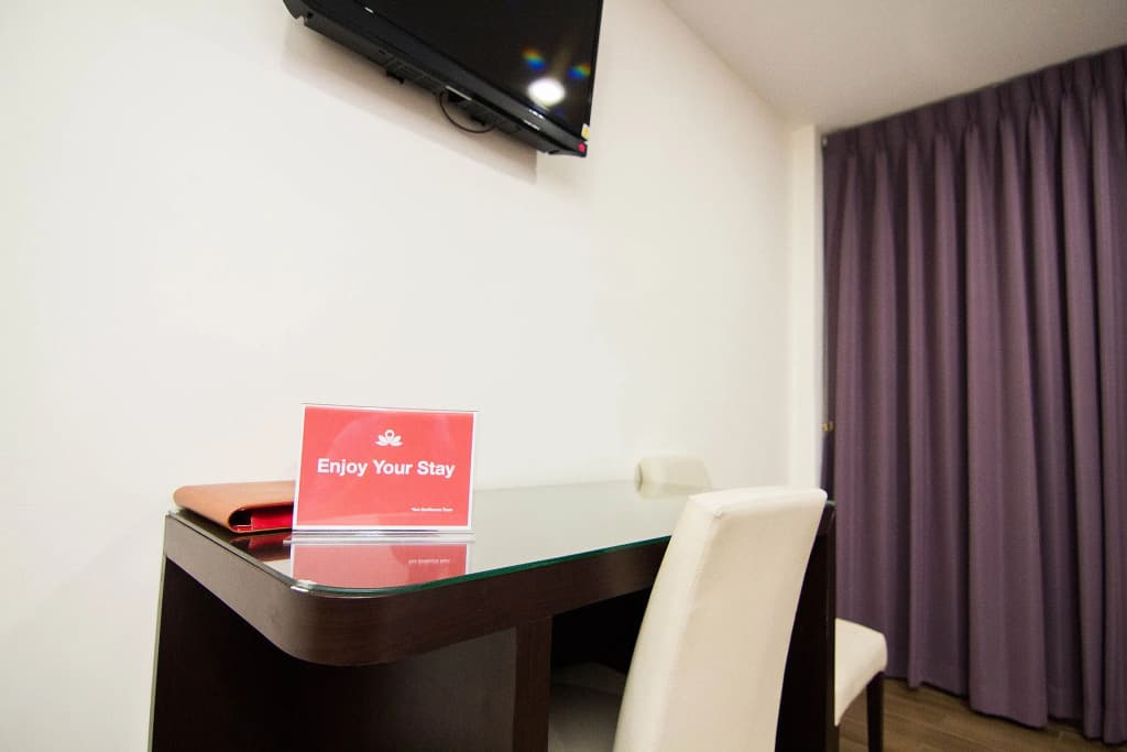 ZEN Rooms Residency Hotel - photo 16
