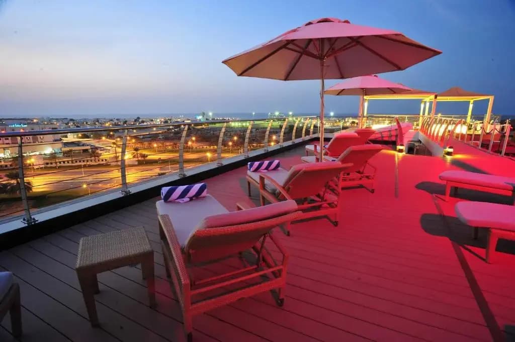 Golden Tulip Muscat Hotel - photo 2