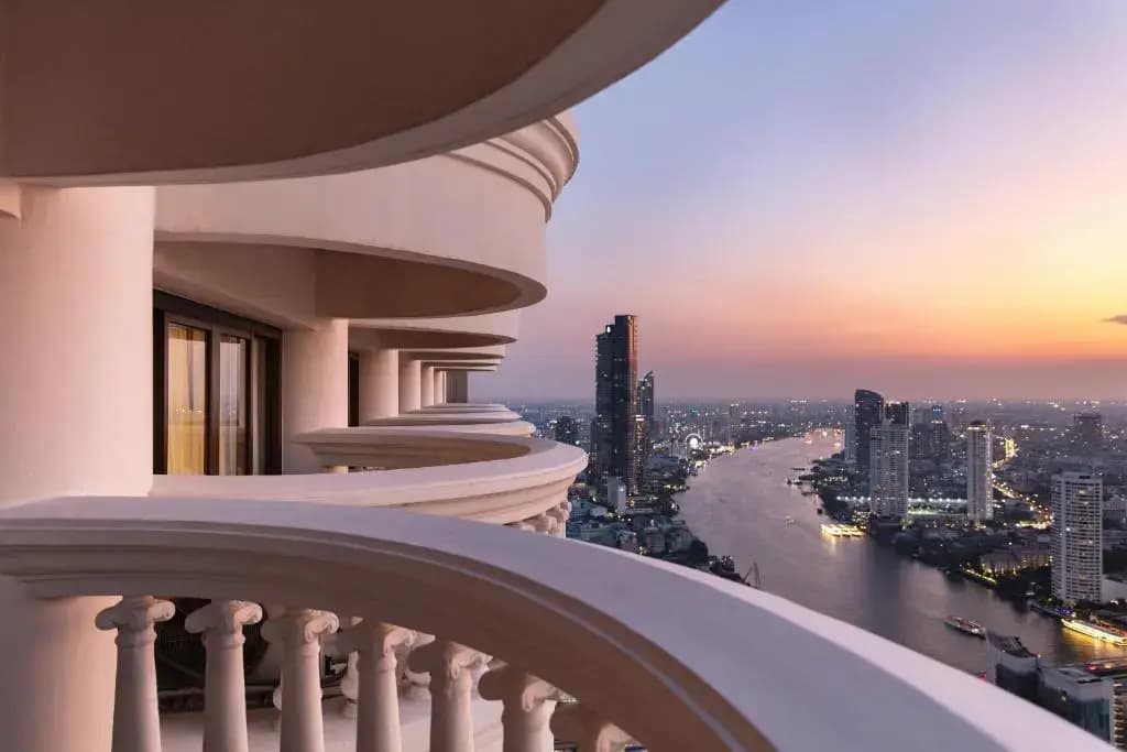 Tower Club at lebua Hotel - photo 5