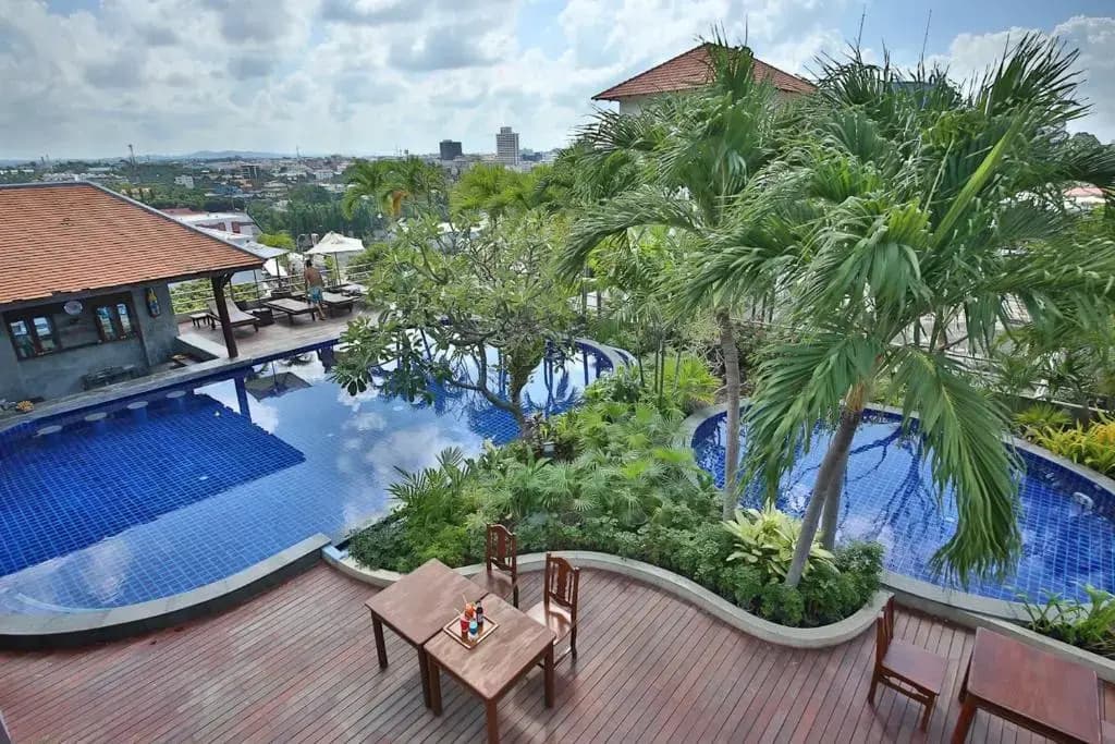 Sunshine Vista Hotel - photo 17