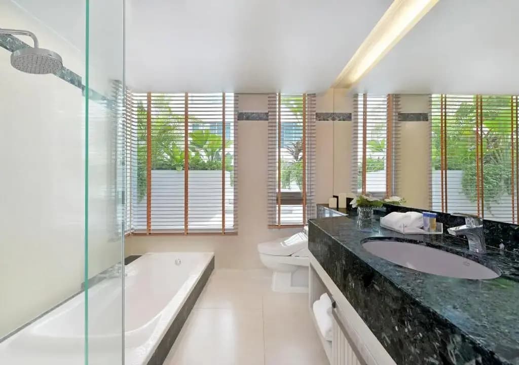 Centre Point Hotel Sukhumvit 10 - photo 23