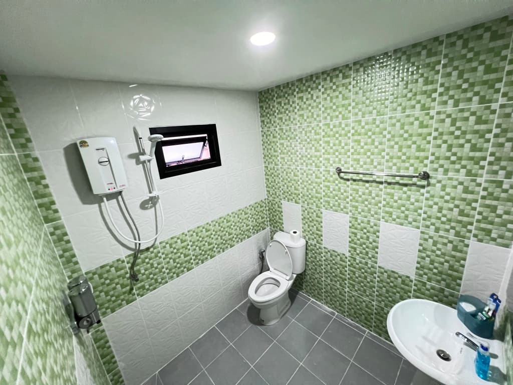 Paradise Corner Apartments - photo 14