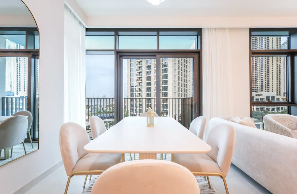 Elite LUX Holiday Homes - Dubai Creek Oasis: 2BR Luxe w/ Burj View Apartments - photo 11