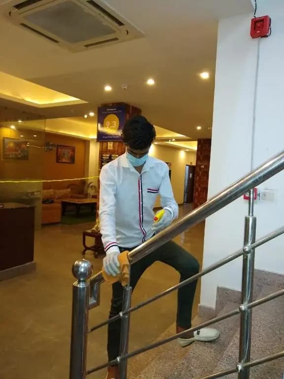 Airport Hotel Tashree - photo 3