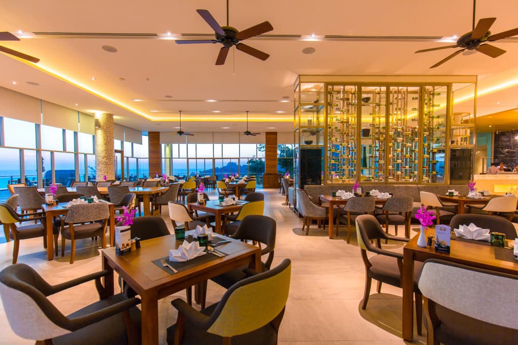Wyndham Grand Phuket Kalim Bay Hotel - photo 14