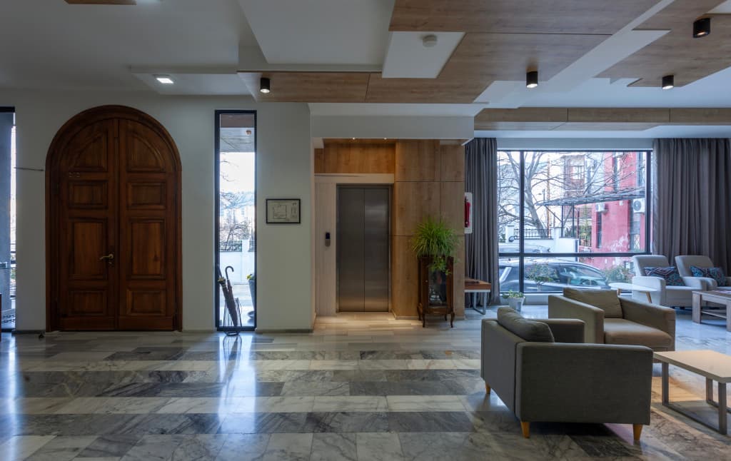 Alliance Hotel - photo 27