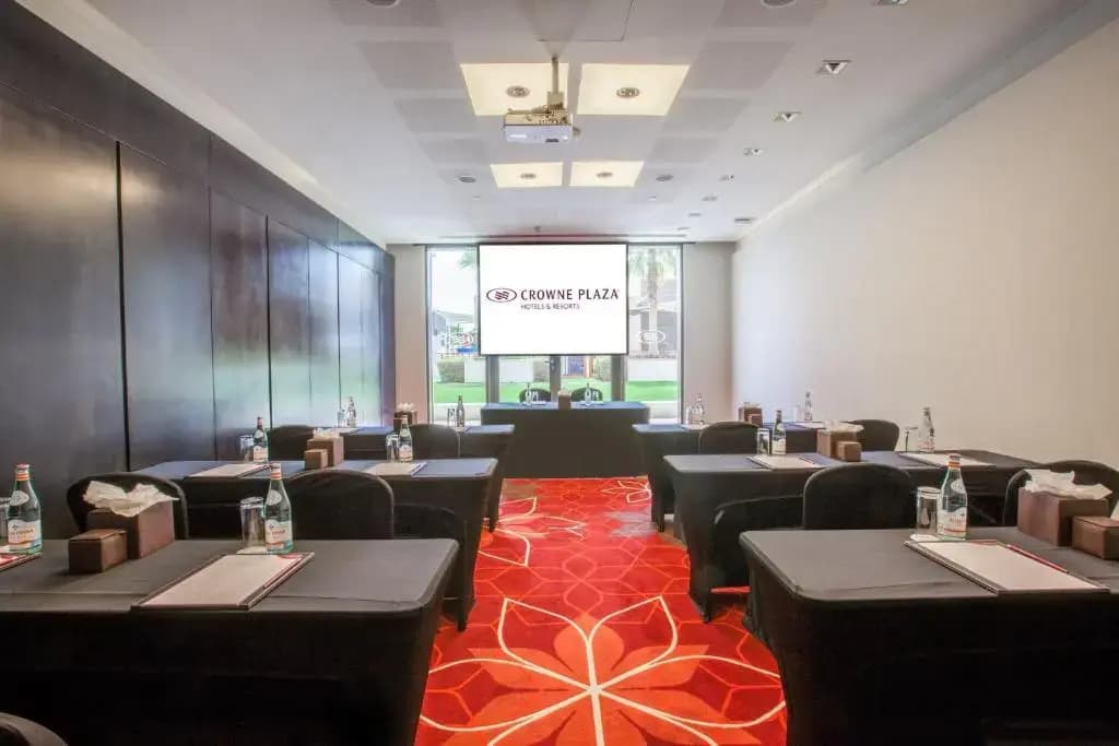 Hotel Crowne Plaza Abu Dhabi Yas Island by IHG - photo 11