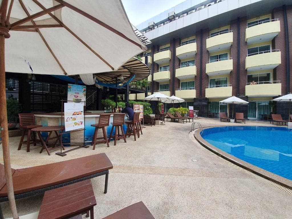 Baron Beach Hotel - photo 23