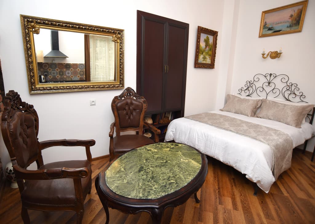 Old Vera Apartments - photo 44