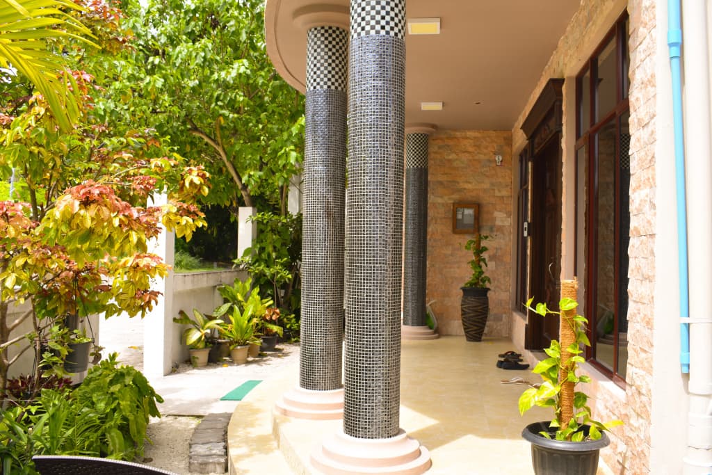 Calyx Grand Fuvahmulah Guest house - photo 26
