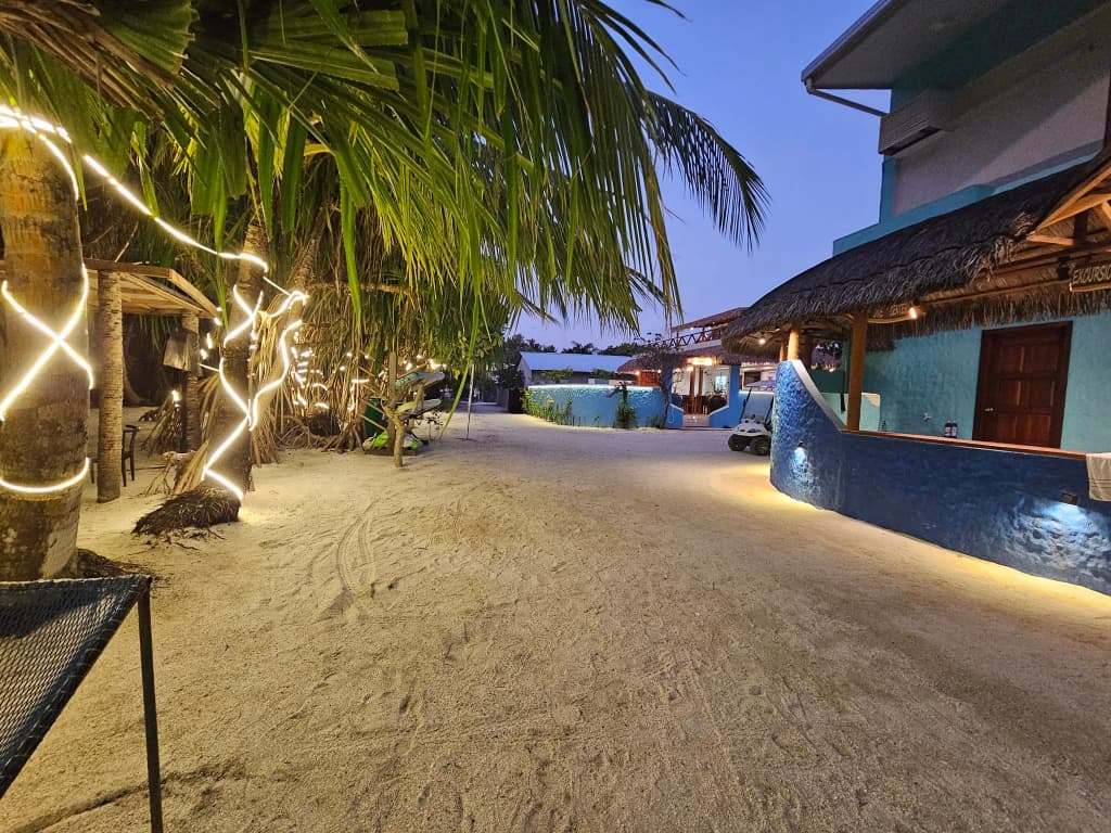 Island Luxury Dive Hotel, Fulhadhoo - photo 4