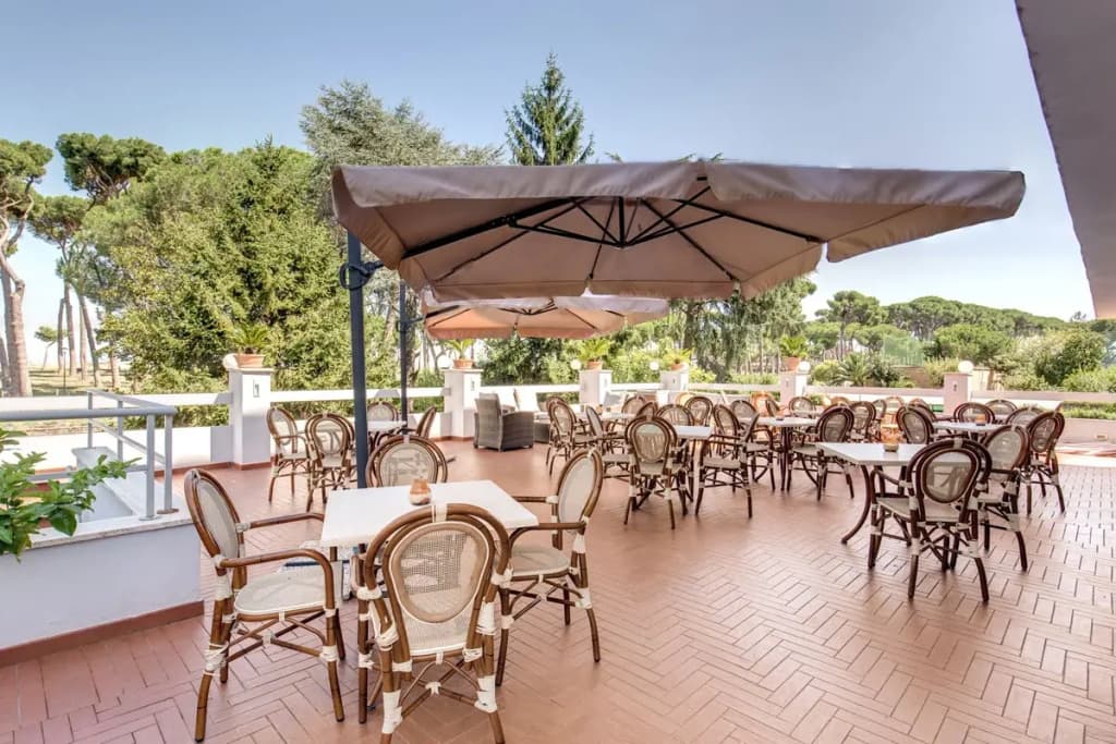 Pinewood Hotel Rome - photo 8