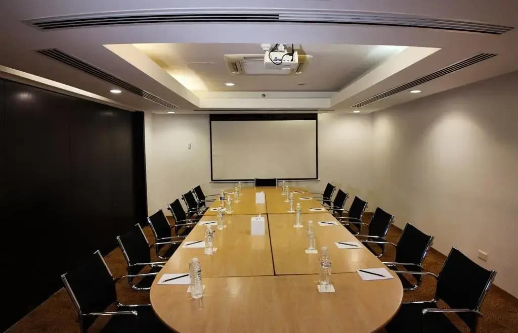 Golden Tulip Muscat Hotel - photo 20