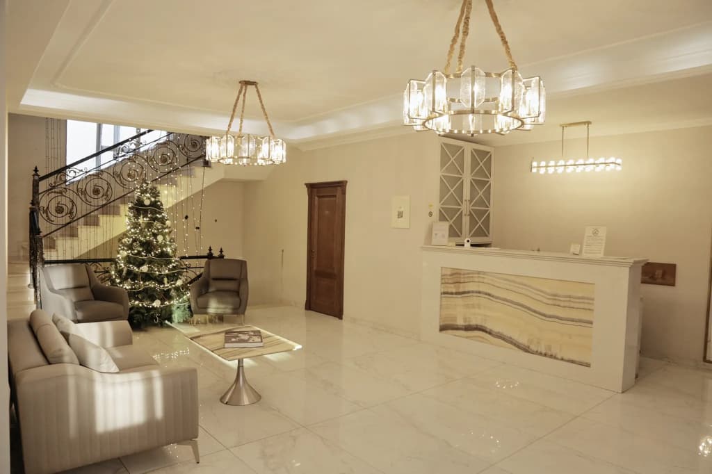 Phazisi Hotel - photo 3