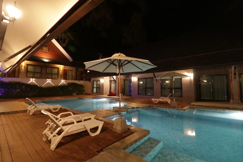 The Scene Cliff View Villas Hotel - photo 20