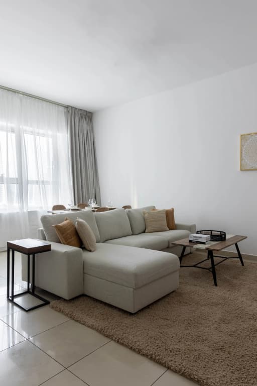 Welcome Home in Armada Tower 3 Apartments - photo 19