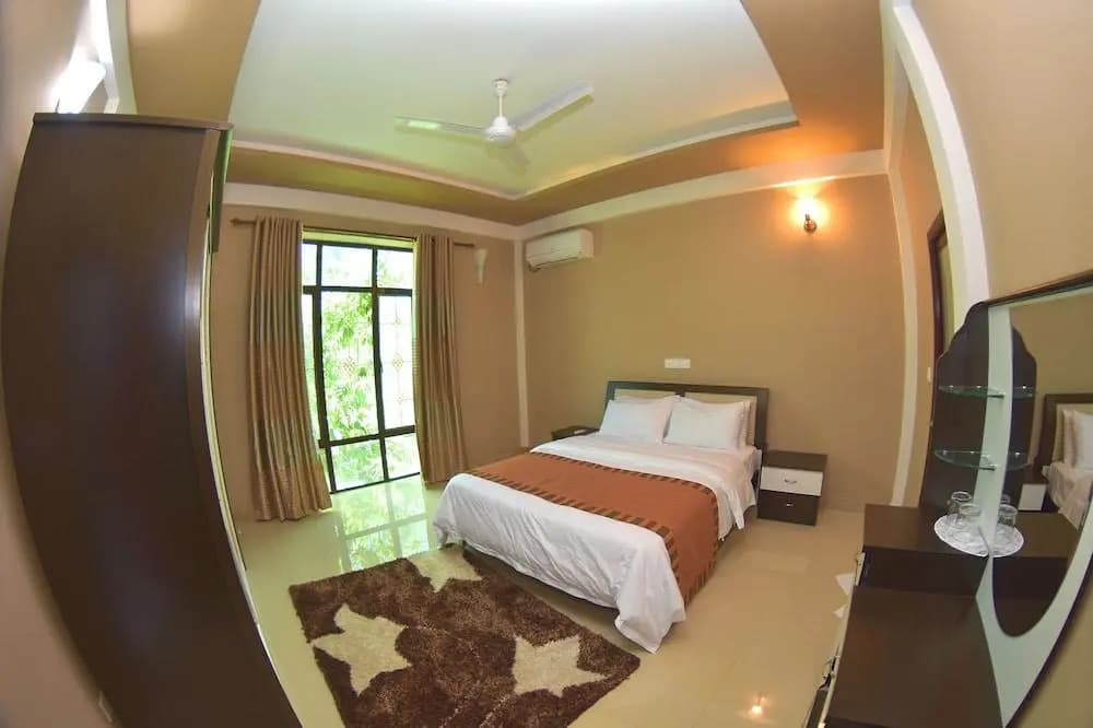 Calyx Grand Fuvahmulah Guest house - photo 1
