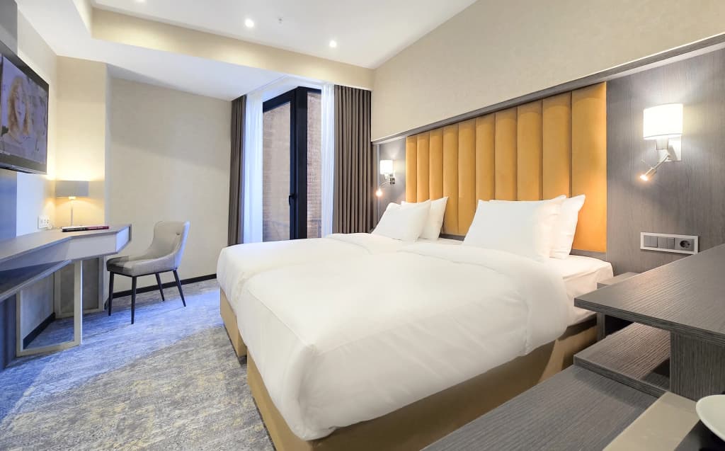 Hotel Griffin Hotel - photo 4
