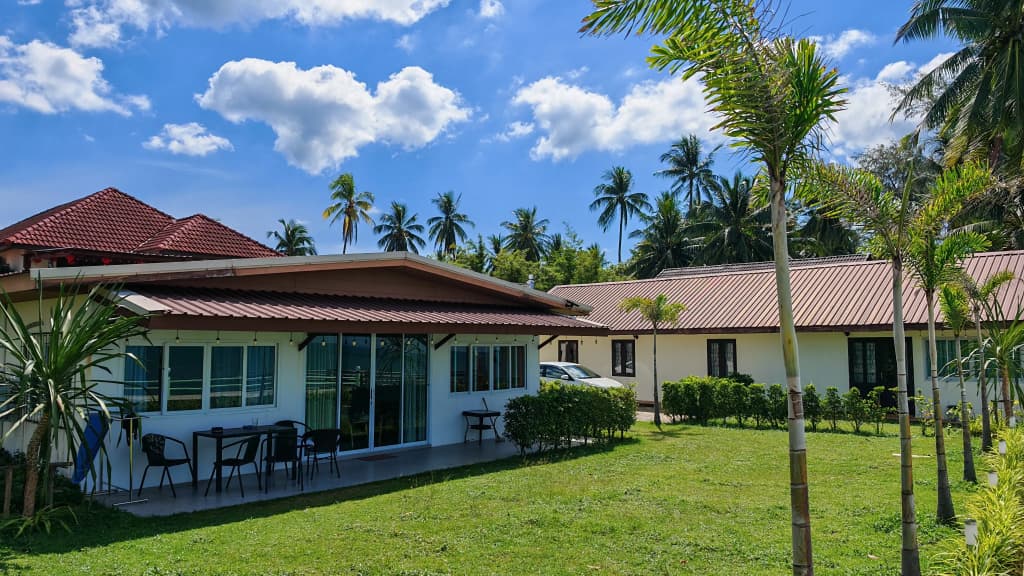 Lipa Bay Residence Resort Hotel - photo 18