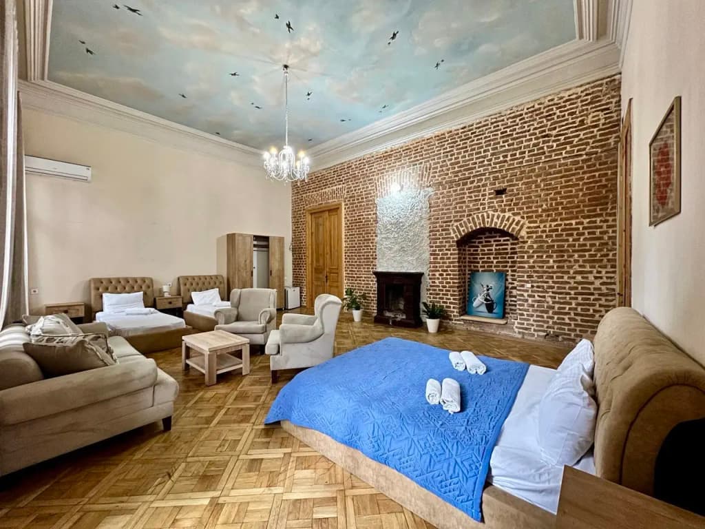 Sunny Apartments - photo 1
