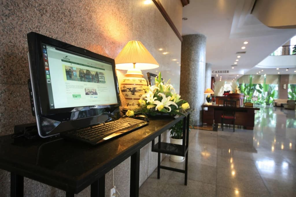Halong Plaza Hotel - photo 31