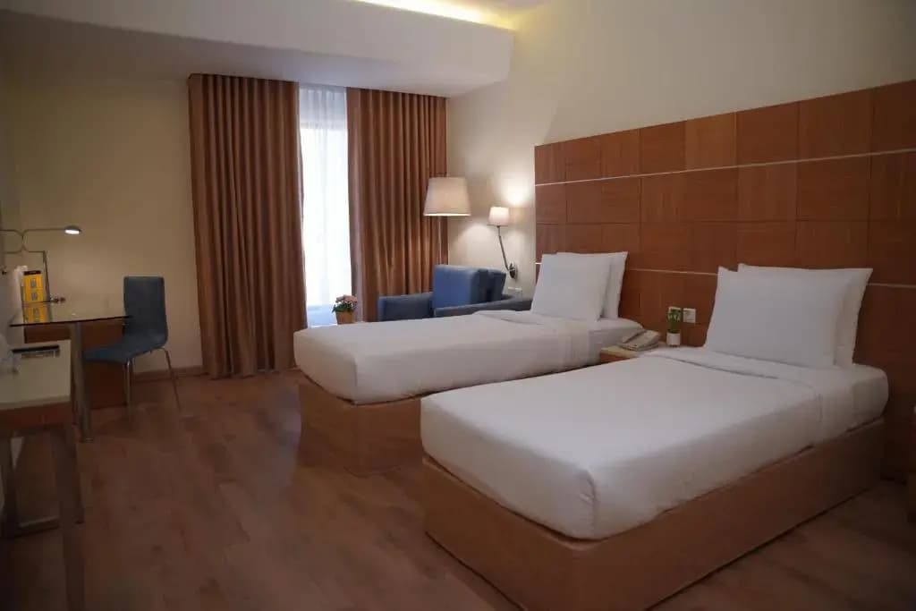 Golden Tulip Muscat Hotel - photo 28