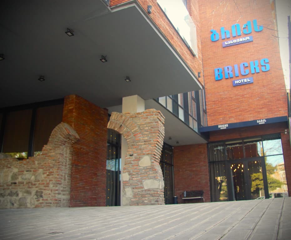 Bricks Hotel - photo 50