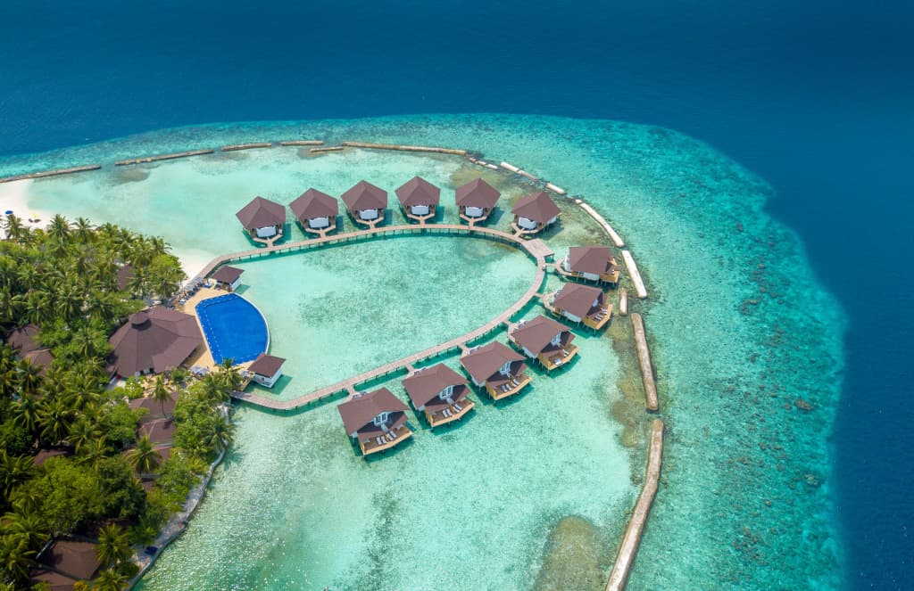 Ellaidhoo Maldives By Cinnamon Hotel - photo 2