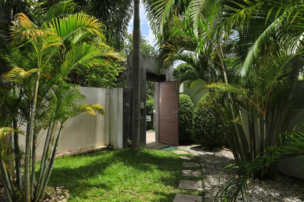 Heni Private pool 3BR Naiharn Beach Villa - photo 15