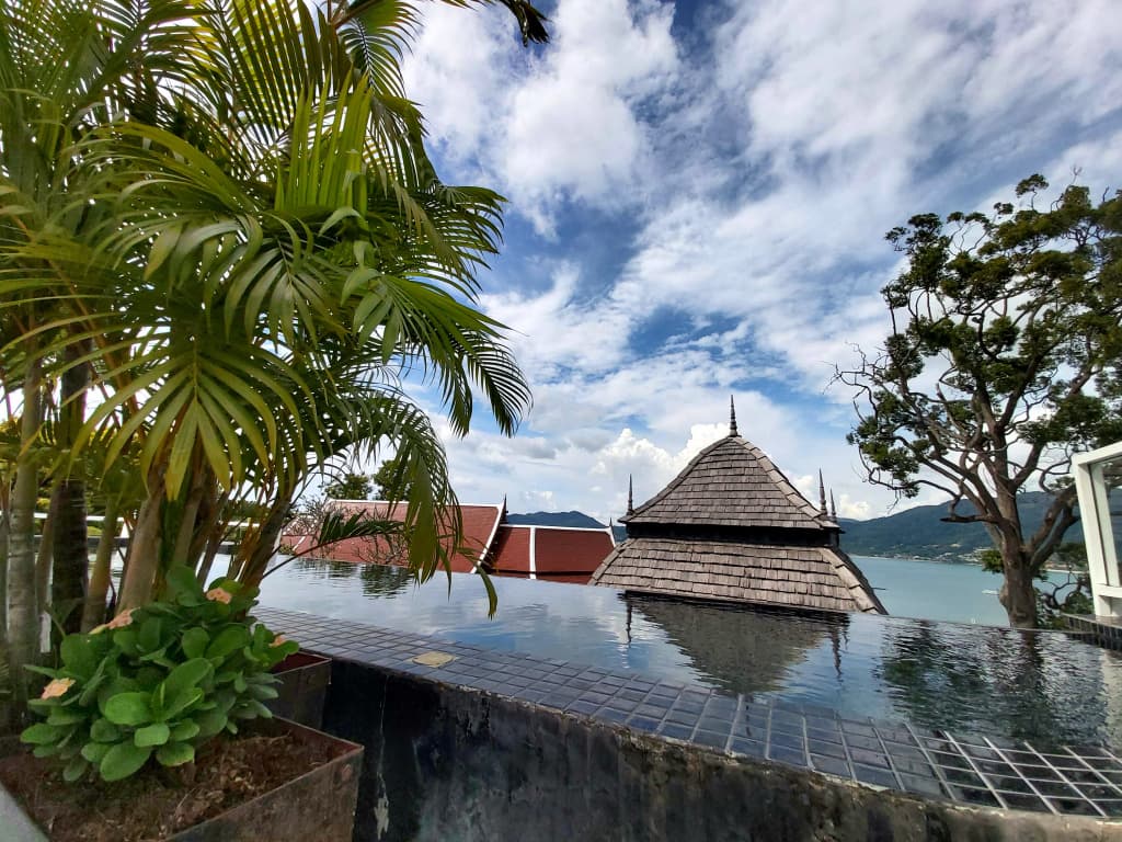 Sea Cave Villa - main photo