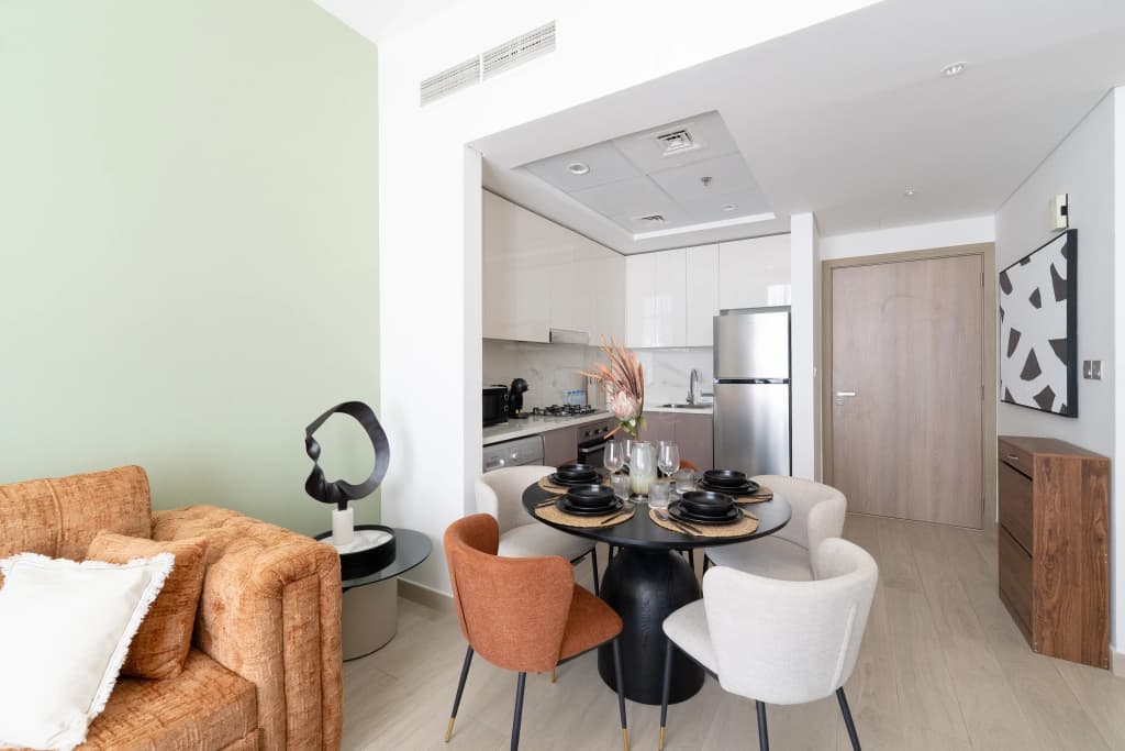 A New Designer in Meydan | Azizi Riviera Apartments - photo 3