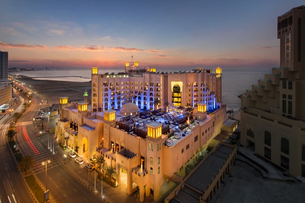 Bahi Ajman Palace Hotel - photo 6