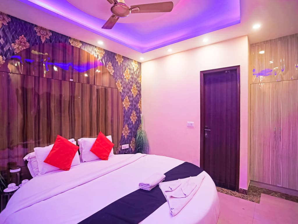 Luxury Stay Hotel - photo 14