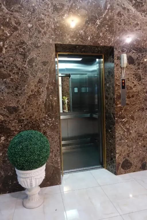 Serene Hotel - photo 7