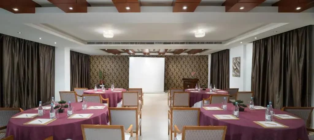 Hotel Al Hail Waves Hotel Managed By Centara - photo 9