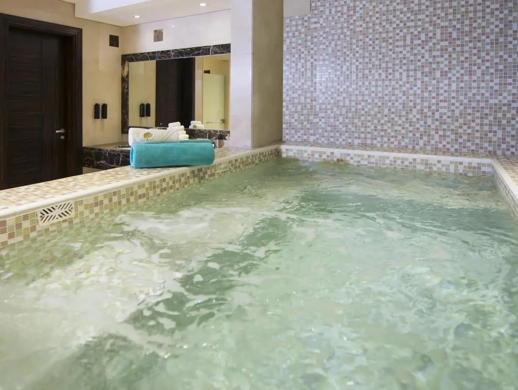 Jannah Burj Al Sarab Hotel - photo 17