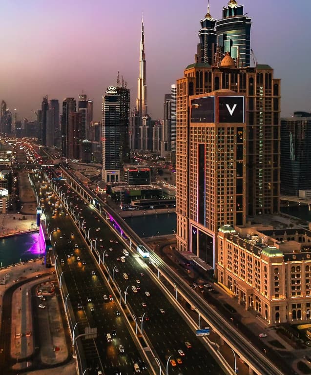 V Hotel Dubai Curio Collection by Hilton Hotel - photo 1