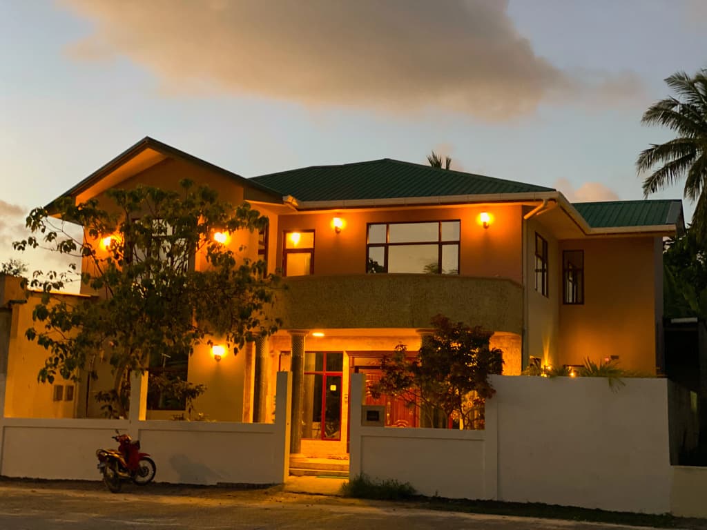 Calyx Grand Fuvahmulah Guest house - photo 25