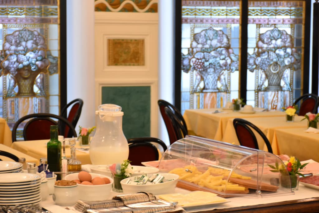 Roma Hotel - photo 10