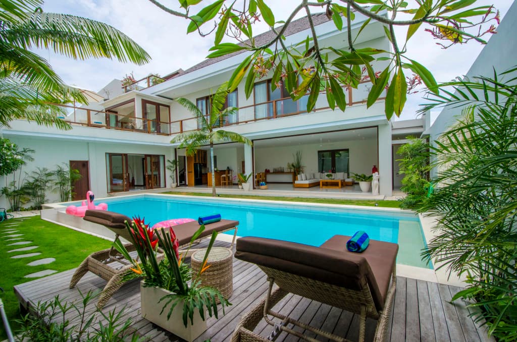 Trendy Villa with Private Pool - photo 32