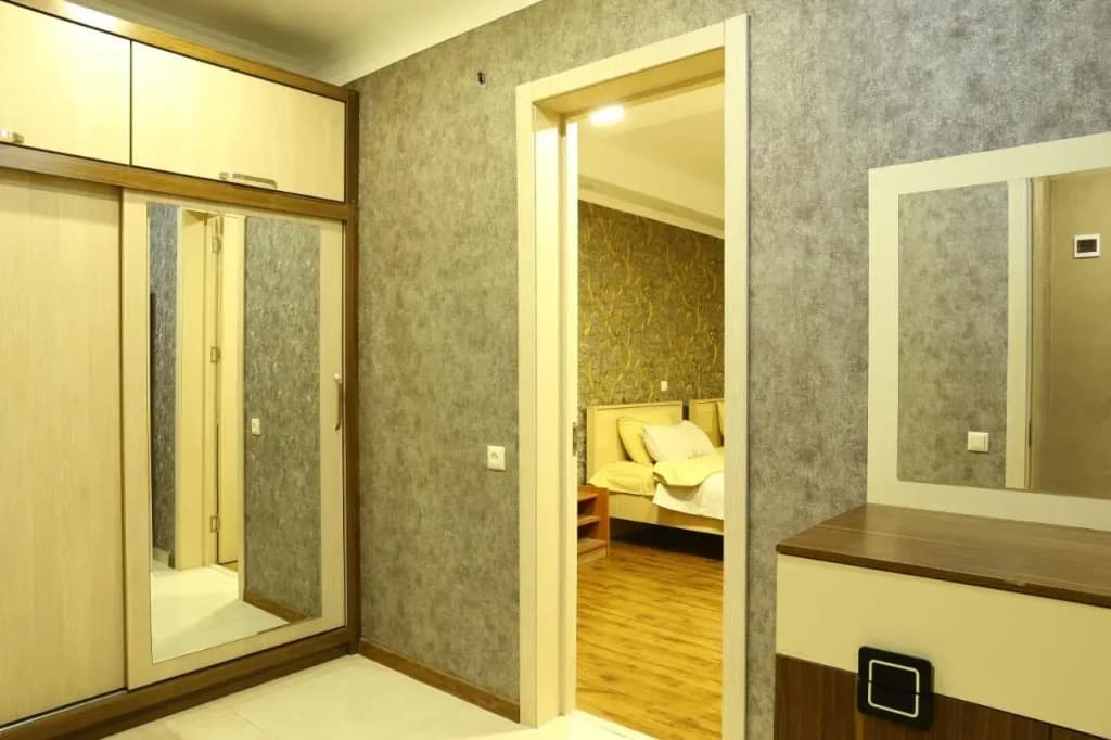 DKD-Bridge Hotel - photo 22