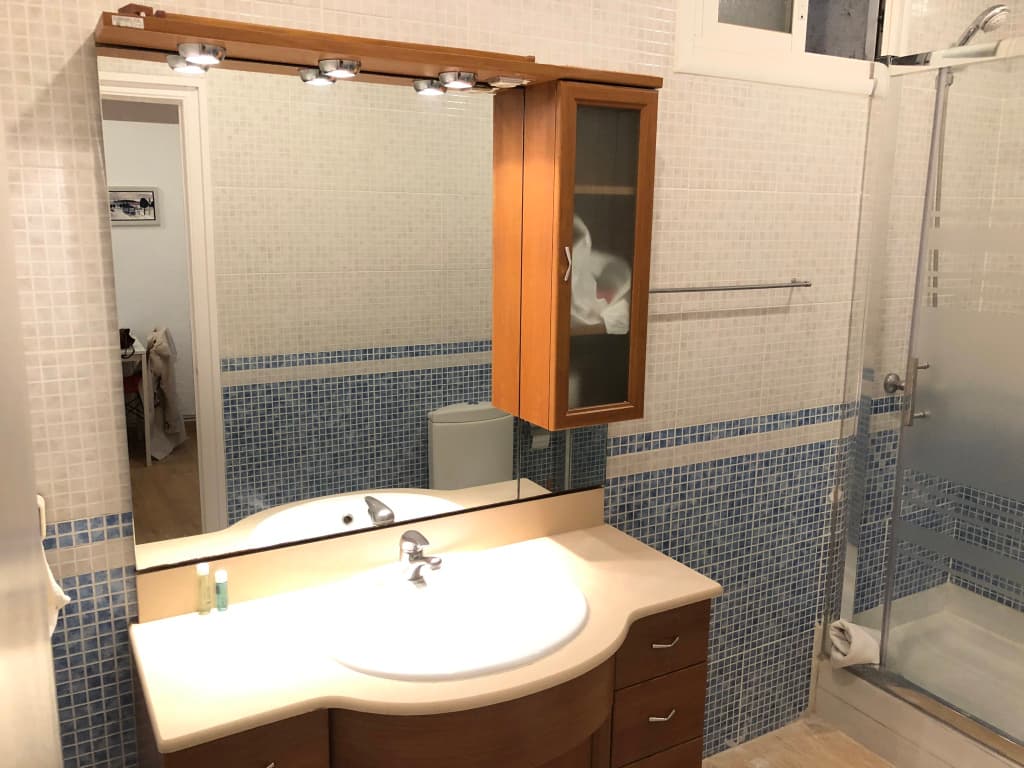 Apkeys Sarria Apartments - photo 10