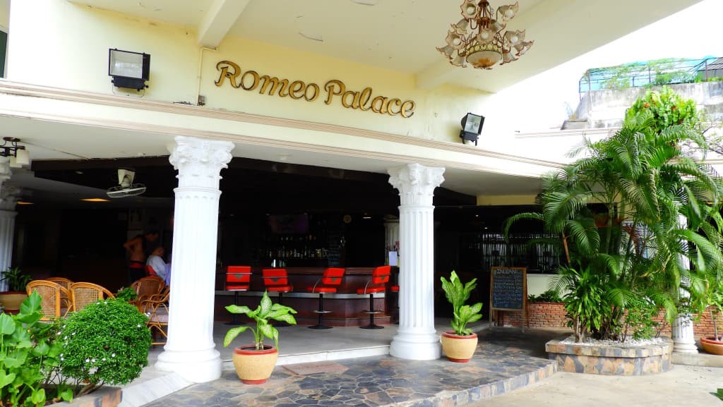Romeo Palace Hotel - photo 16